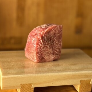 立喰い焼肉 治郎丸 - メイン写真: